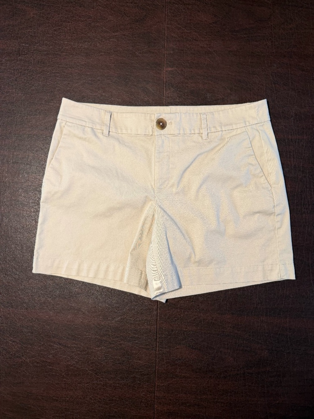 Ann Taylor Beige 98% cotton shorts
